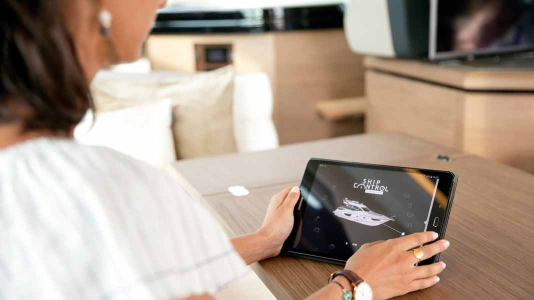 smart and sustainable yacht management in greece 3